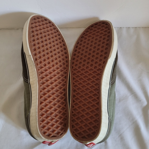 Vans olive green sneakers shoes unisex men 8.5 women 10 - Picture 13 of 14
